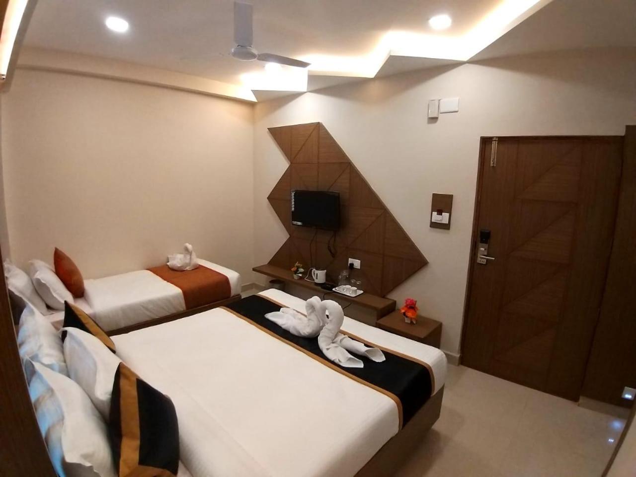 Grand Elegant Hotel Chennai Eksteriør billede