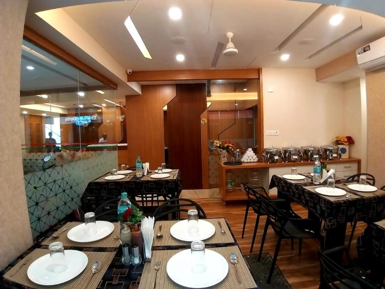 Grand Elegant Hotel Chennai Eksteriør billede